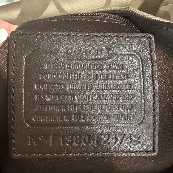 Coach purse - Picture 3 of 3